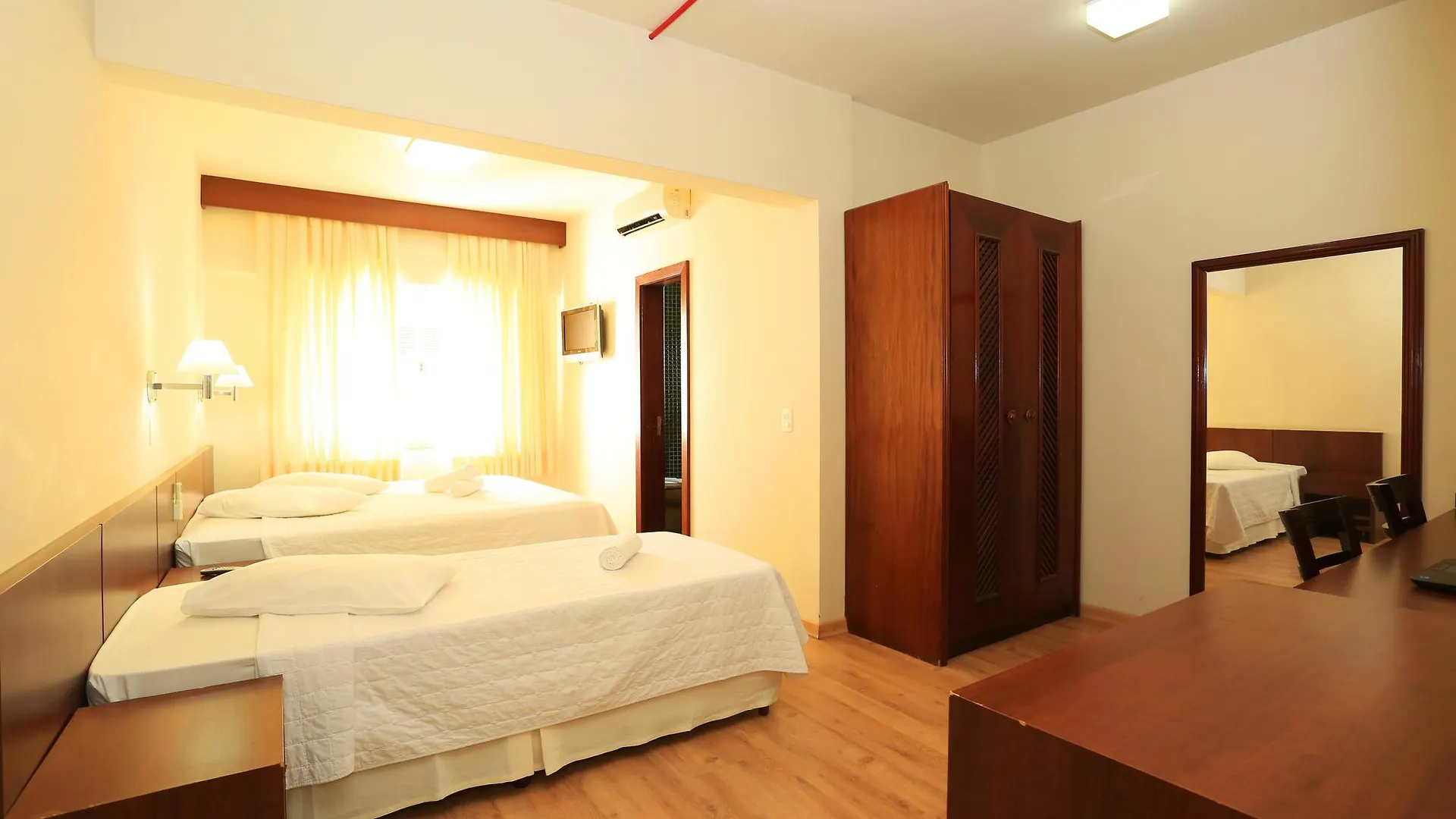 Hotel Evora By Rede Sagres Florianopolis